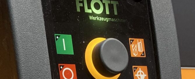 FLOTT TB 10 PLUS black displej